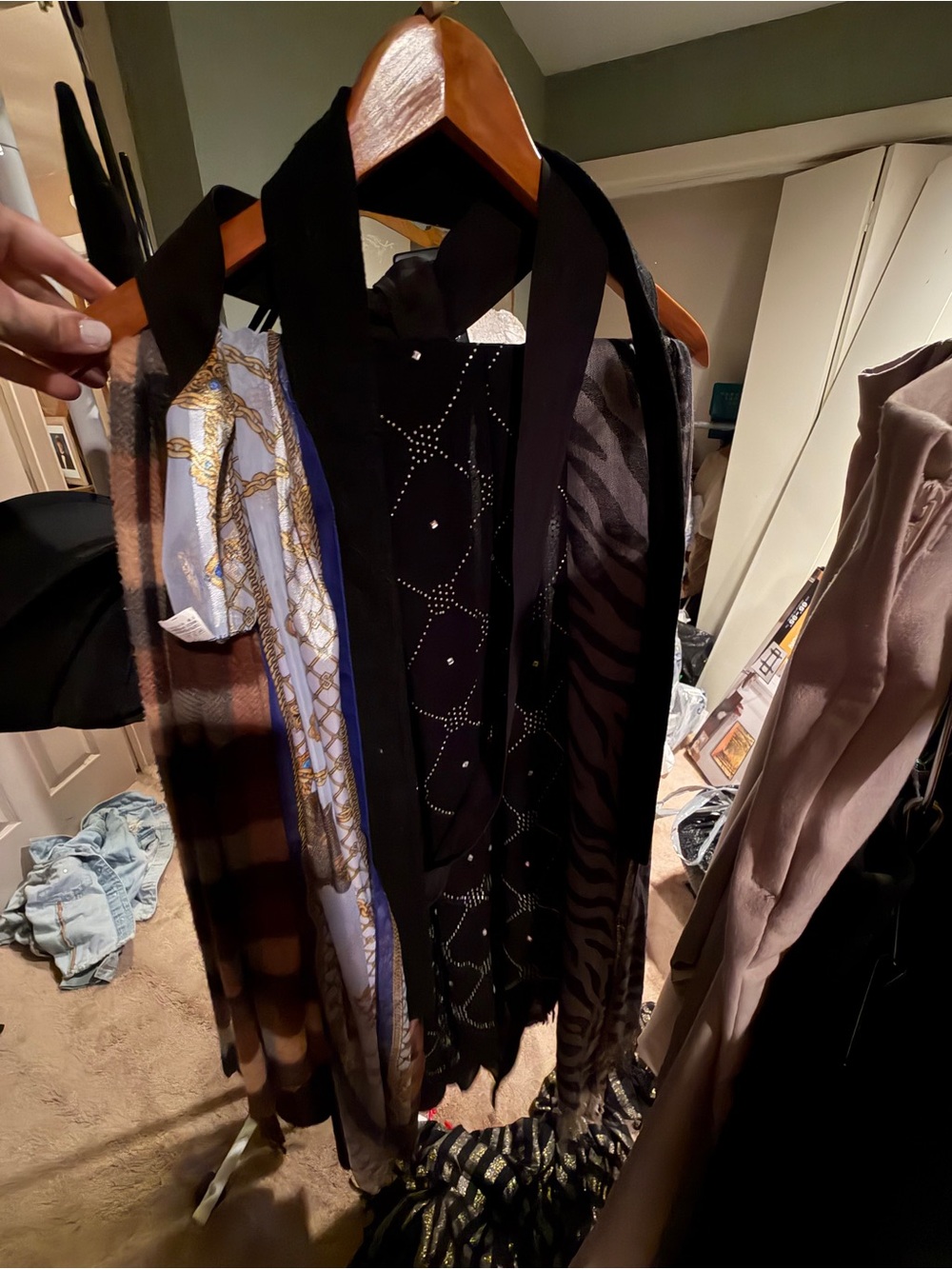 Random Scarves
